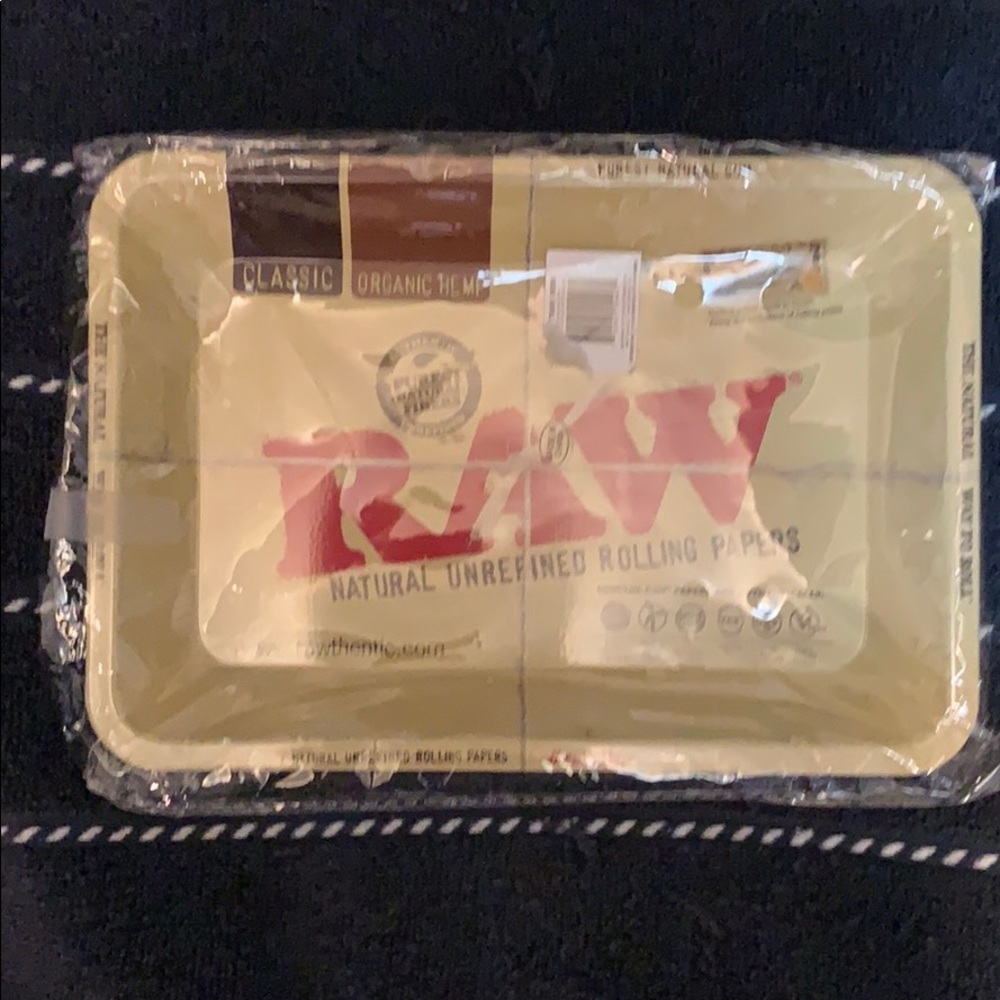 Brand new RAW tray